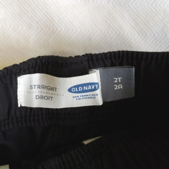 old navy basic black straight leg roll-tab casual pants 2T toddler unisex - Picture 4 of 8